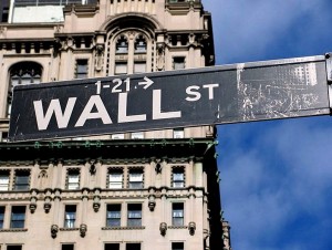 Wall Street exerts extreme influence on Washington. Benoît Prieur (Agamitsudo), Cc-by-sa-4.0